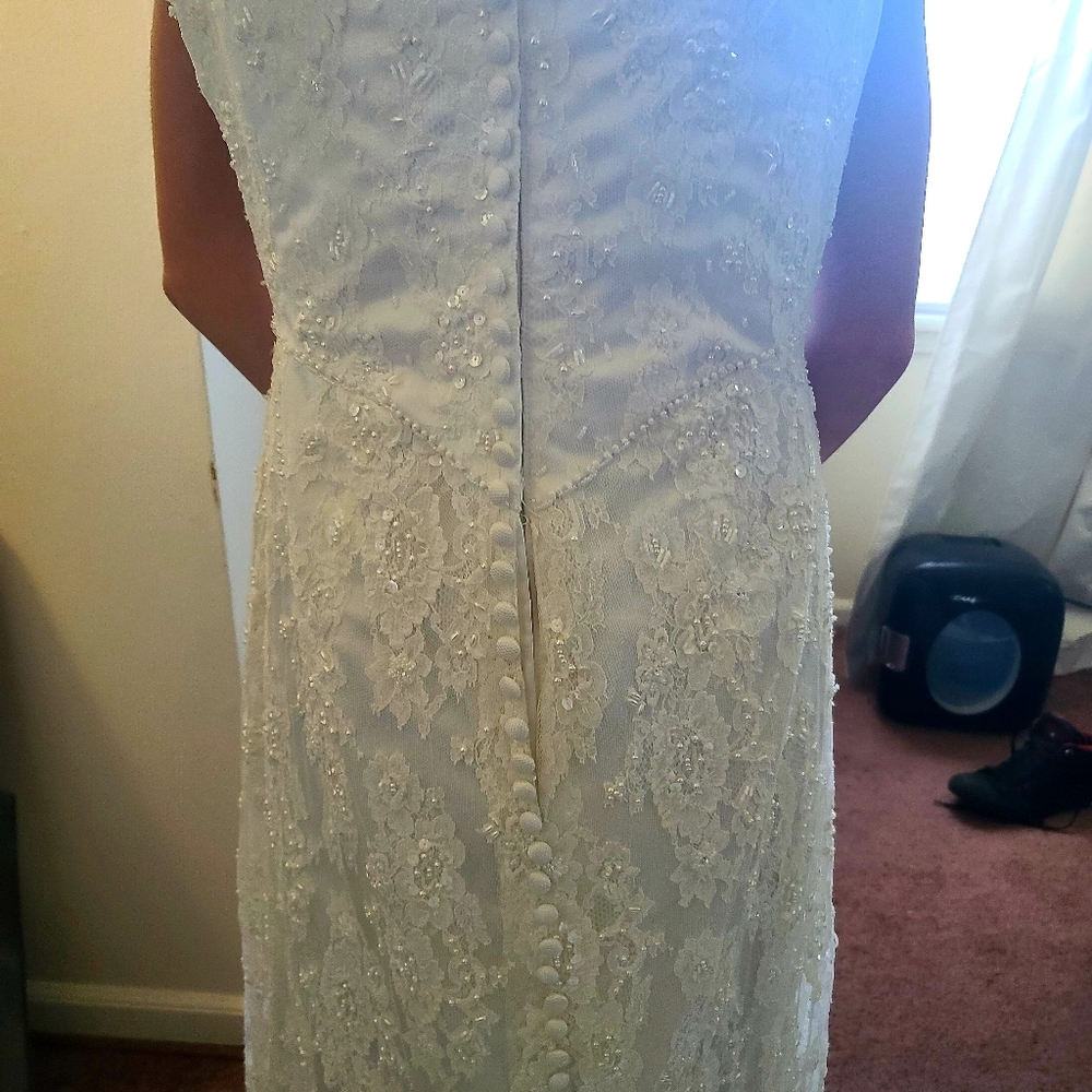 Mori lee lace wedding dress - Picture 3 of 6